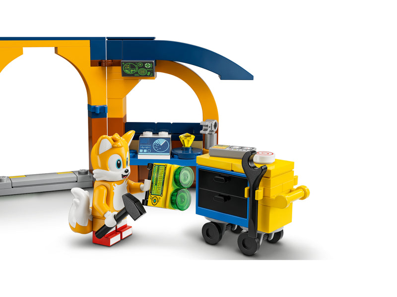 76991 LEGO Tailsin työpaja ja Tornado-lentokone
