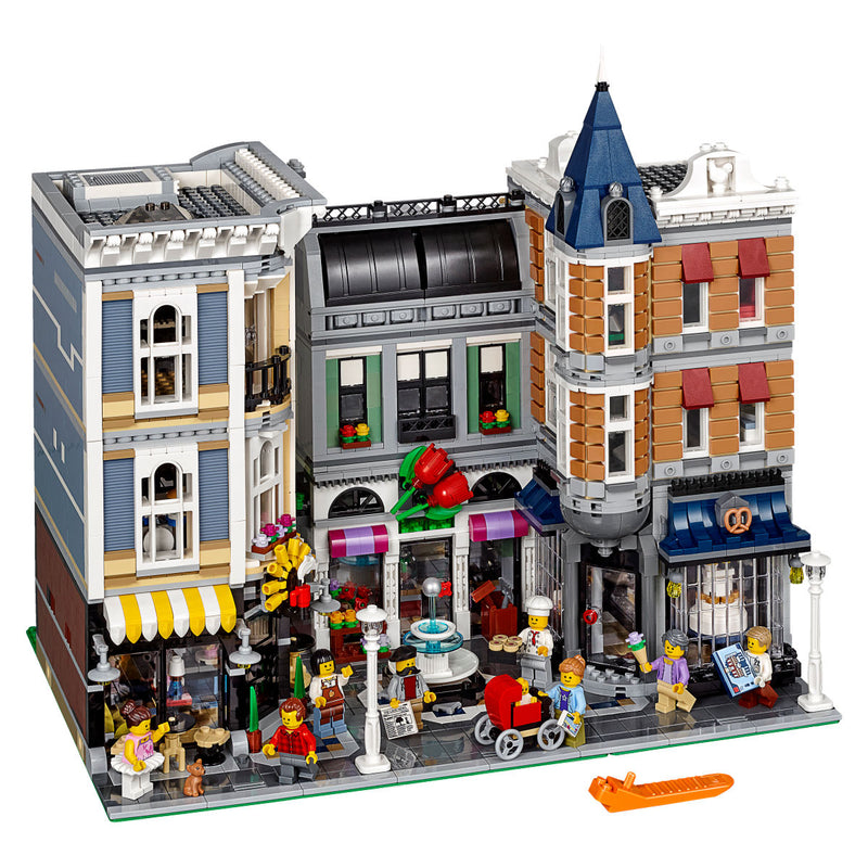 LEGO 10255 Exclusives - Assembly Square