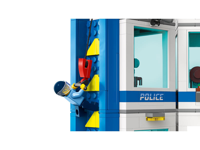 LEGO 60372 City - Poliisien koulutuskeskus