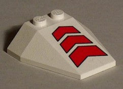 LEGO Kiilapalikka 4x4 Kapeneva Viistetty punaraidoilla 6069px8