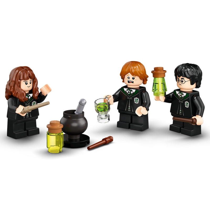 LEGO 76386 Harry Potter - Tylypahka: Monijuomaliemierhe
