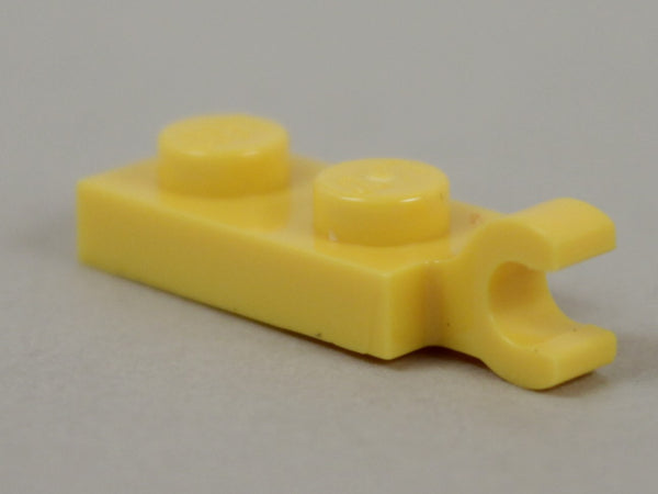 Kiinnike Litteä 1x2 Päässä 63868