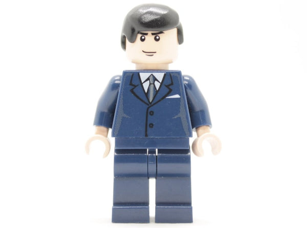 Bruce Wayne - Dark Blue Suit, bat013