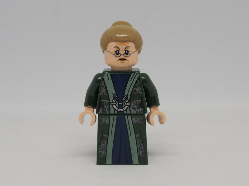 Professor Minerva McGonagall, tummanvihreä asu
